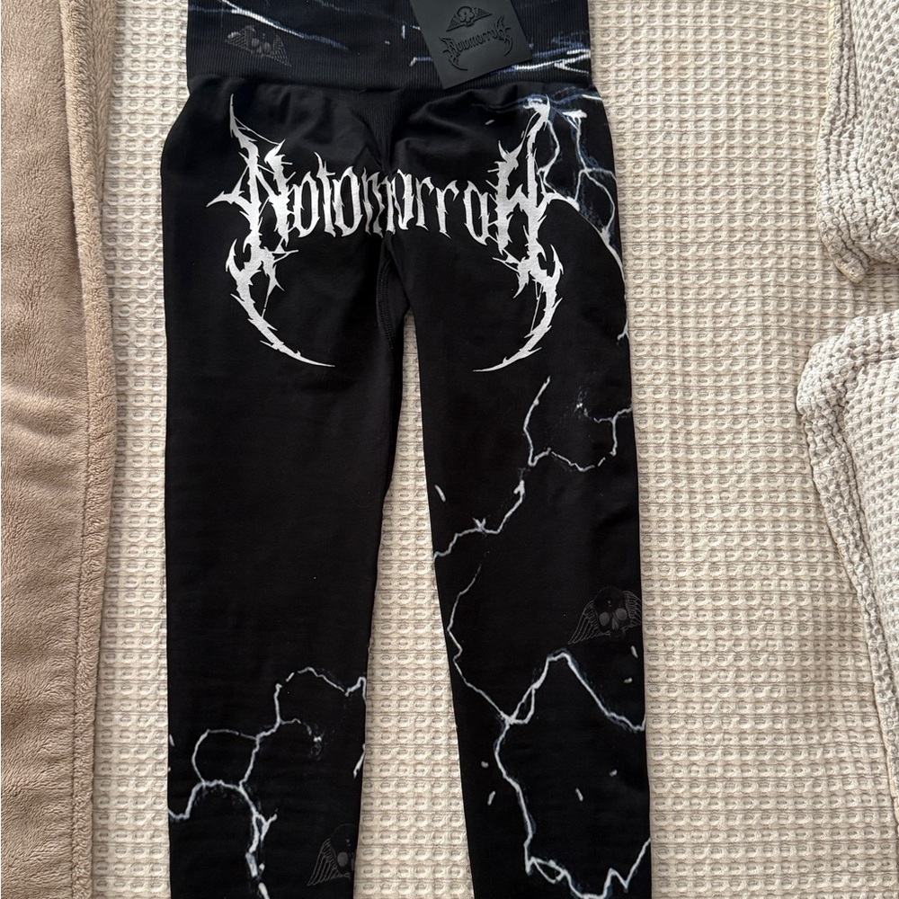 CIVIL REGIME Small Black Graphic Leggings No tomorrow
